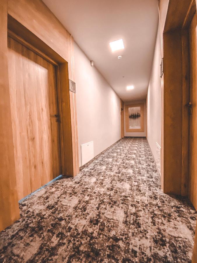 La Park Aparthotel Kudowa-Zdroj Bagian luar foto